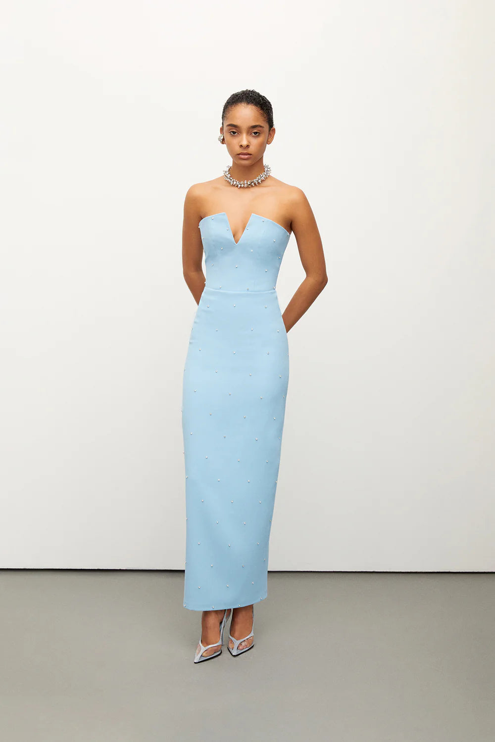 Crystal Embellished Strapless Crepe Dress - Fuschia
